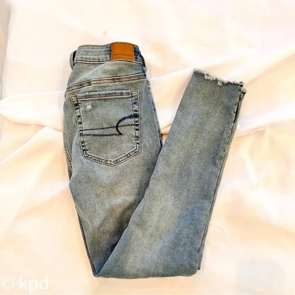 AMERICAN EAGLE Distressed Ripped NE(X)T LEVEL STRETCH Size 6 Jeans Jegging Women - Picture 4 of 6